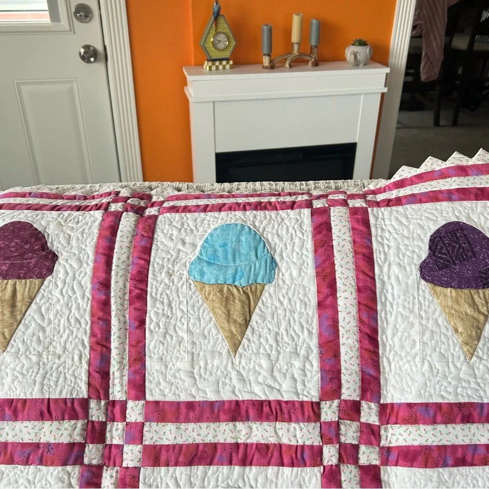 Handmade Ice Cream Cone Quilt - White with Pink Trim